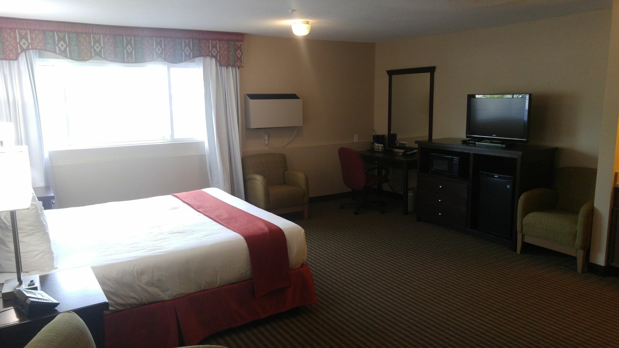 Hotel Ramada By Wyndham Abbotsford Exterior foto